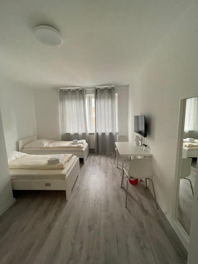 Tyros Hotel Und Gaestehaus Am Weidendamm Hannover Exteriör bild